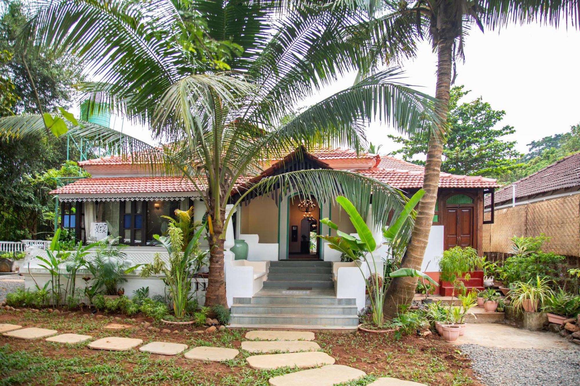 Lamrin Ucassaim Goa An Indo Portuguese Hotel Moira Exterior photo